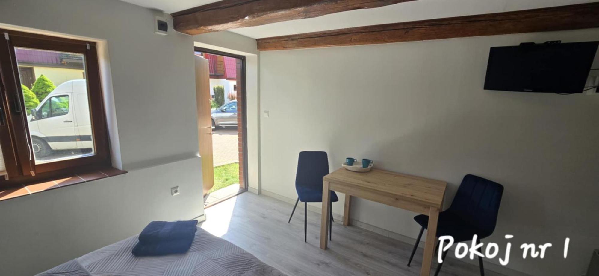Pokoje Goscinne Syrenka Stolpmünde Exterior foto